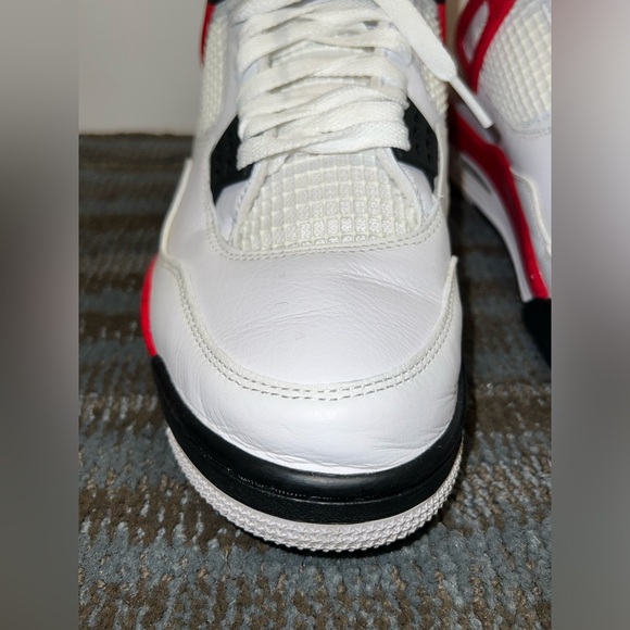 Air Jordan 4 Retro Red Cement Men US 9 DH6927-161- Preowned with Box - Picture 11 of 15